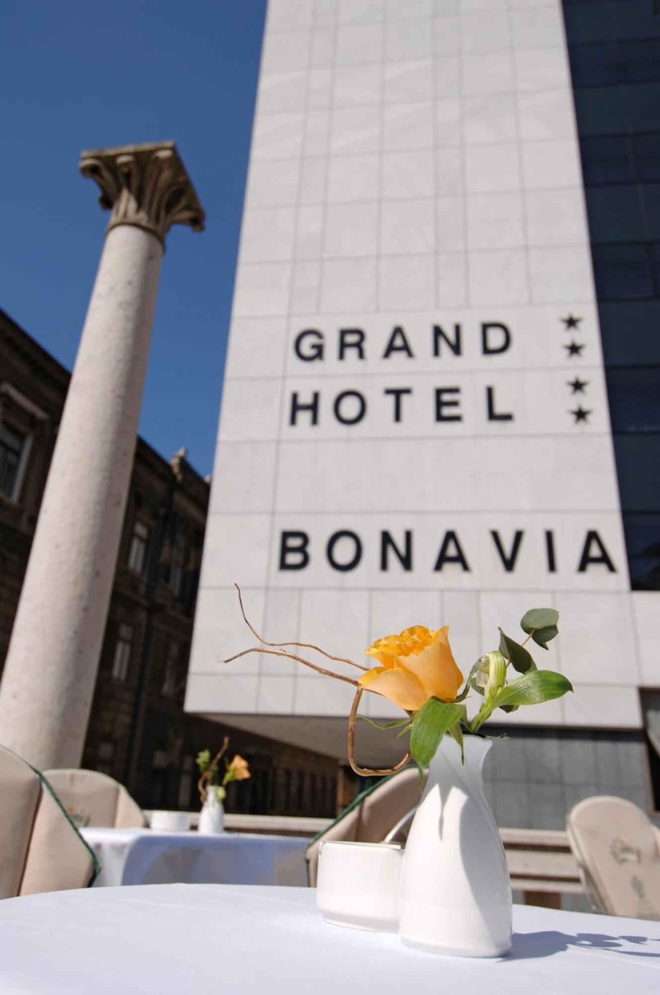 Grand Hotel Bonavia Rijeka Luaran gambar