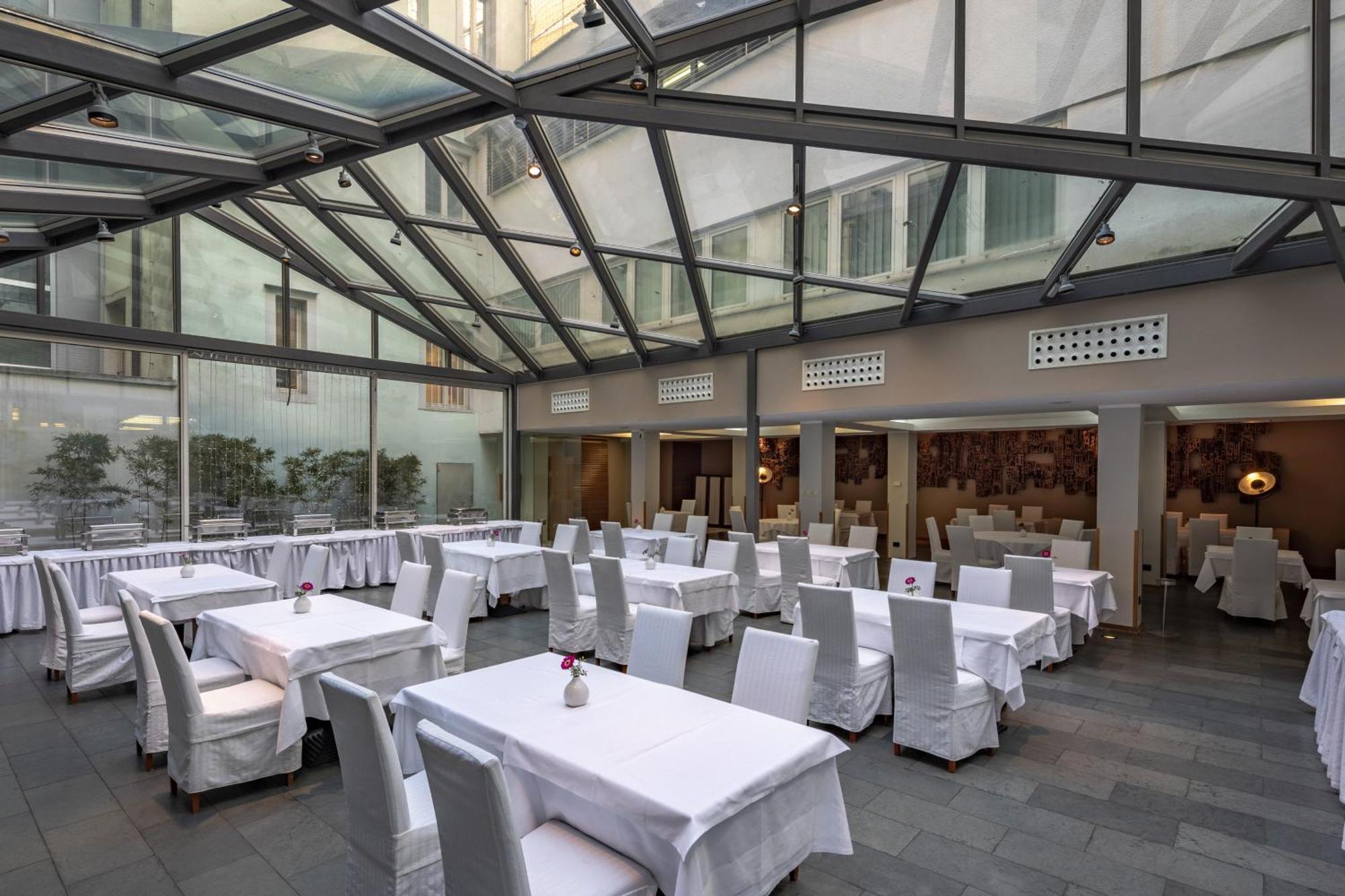 Grand Hotel Bonavia Rijeka Luaran gambar
