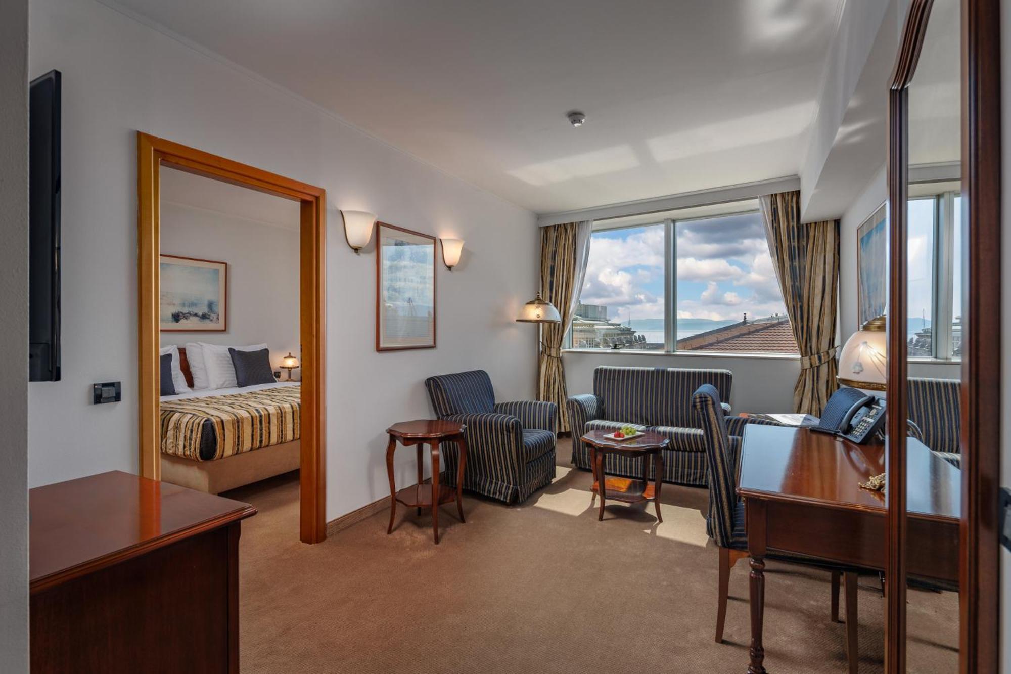 Grand Hotel Bonavia Rijeka Luaran gambar