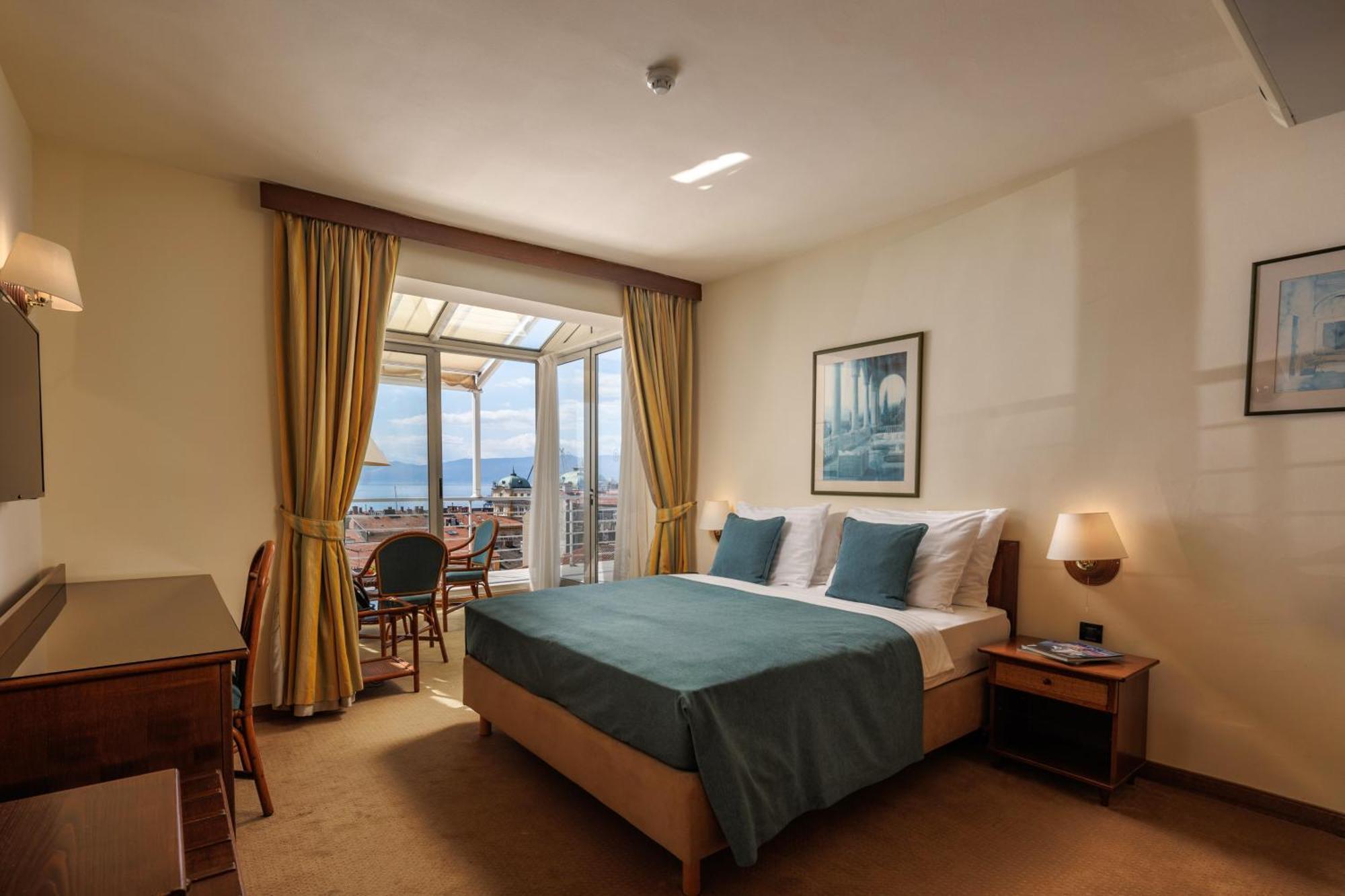 Grand Hotel Bonavia Rijeka Luaran gambar