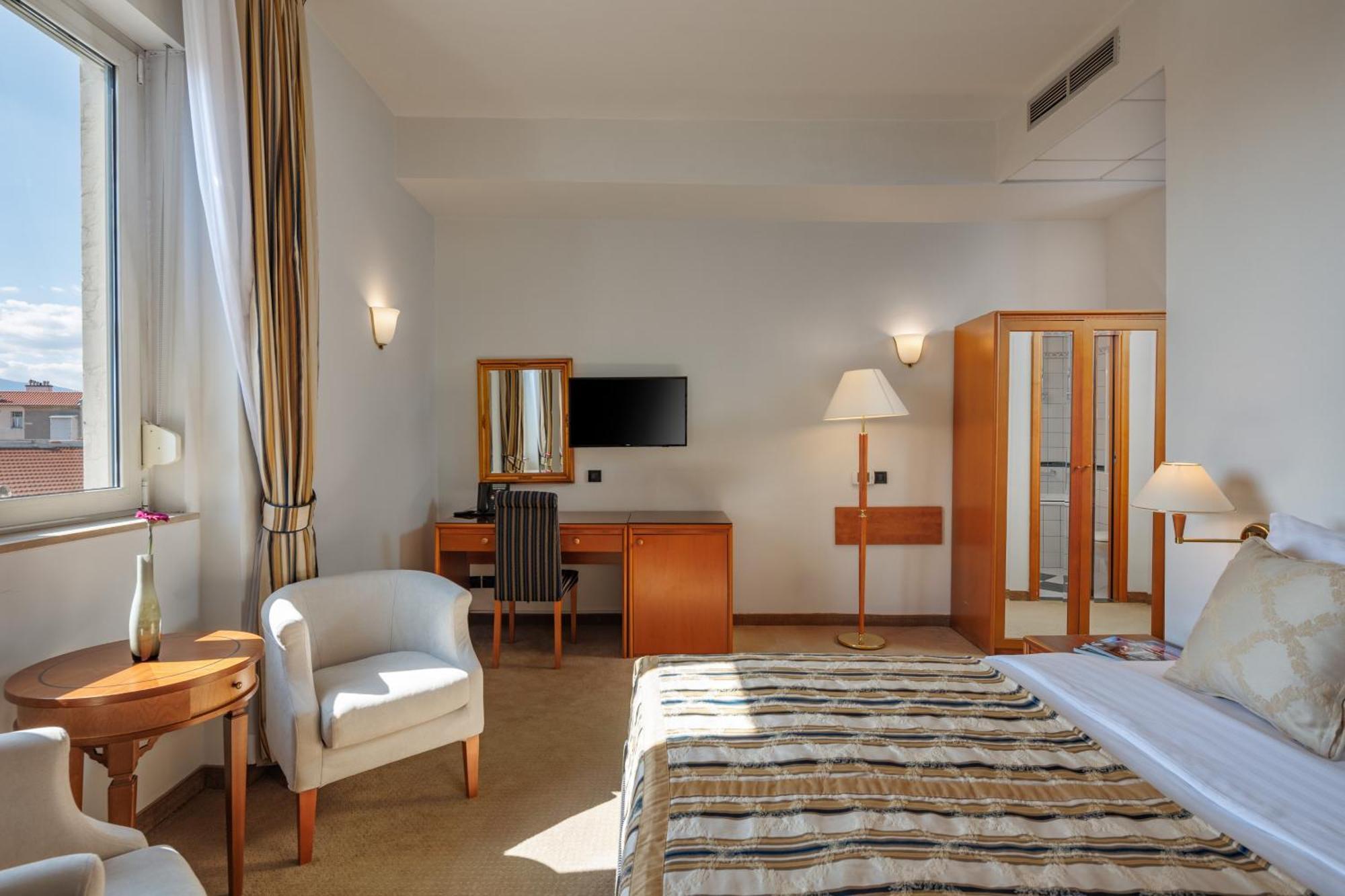 Grand Hotel Bonavia Rijeka Luaran gambar