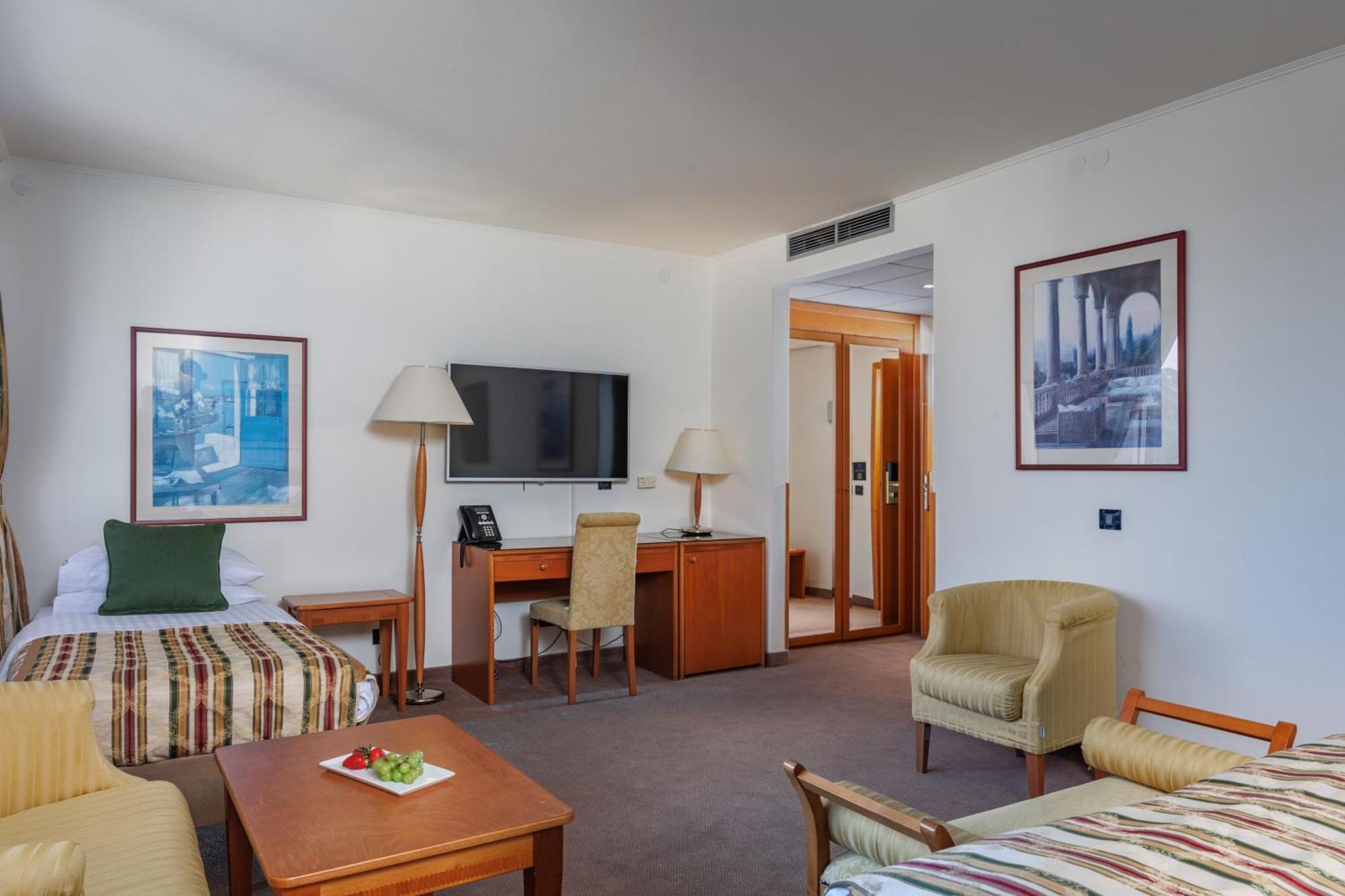 Grand Hotel Bonavia Rijeka Luaran gambar